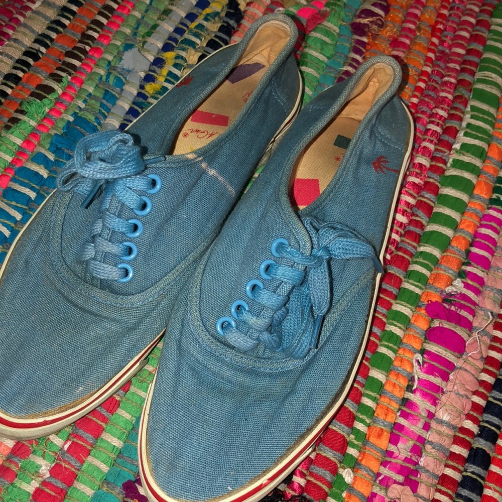 Super vintage rare LA gear kicks